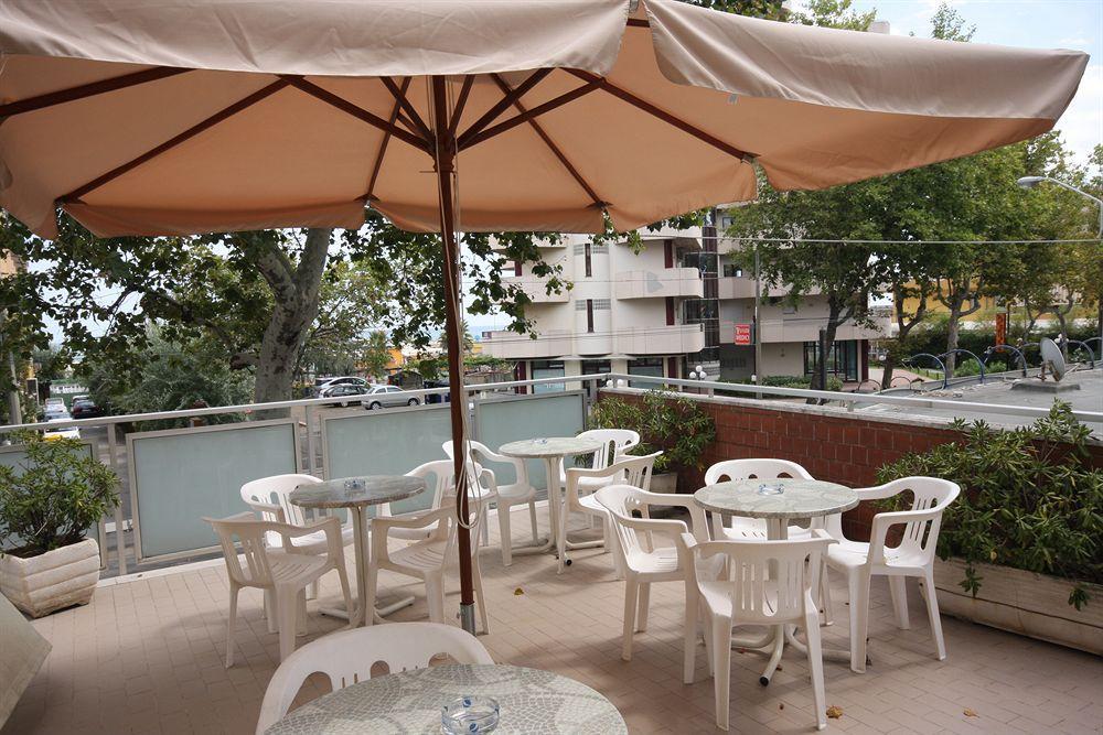 Hotel Sole Mio Marebello Exterior foto